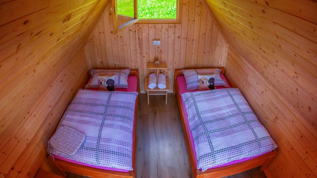 מלון Zelezniki Glamping Vrhovc מראה חיצוני תמונה